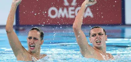 Europei nuoto, Pelati e Ruggiero vincono la medaglia d'argento nel duo misto tecnico