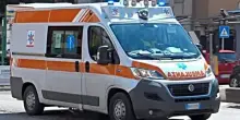 Auto esce di strada e finisce in un fosso: morti due 22enni