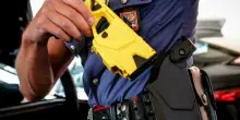 35enne morto dopo l'inseguimento con i carabinieri: si indaga sul funzionamento del Taser