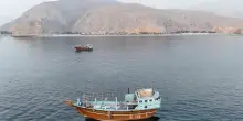 Hormuz: tra mine, motovedette e pedaggi, la rotta del petrolio &egrave; gi&agrave; cambiata