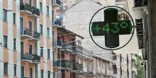 Caldo, non &egrave; ancora finita: altri 10 giorni di fuoco sull?Italia, temporali al Nord e poi torna l?anticiclone africano. Cosa succede a Ferragosto