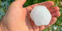 Allerta meteo oggi su tutta la Campania per temporali e grandine: le previsioni