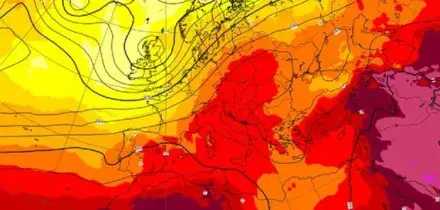 Caldo record &laquo;altri 10 giorni&raquo;. Le nuove previsioni meteo: l'energia &egrave; pronta a esplodere, poi una ?breve tregua?