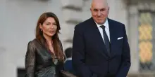 Guido Crosetto, matrimonio segreto in Provenza con Gaia Saponaro. Alle nozze 50 invitati, nessun politico (neanche Meloni)