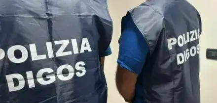 Propaganda per l'Isis, 16enne di Como arrestato per terrorismo: &laquo;Trovate chat con contenuti jihadisti, neonazisti e antisemiti&raquo;