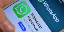 Il licenziamento arriva su WhatsApp (dopo quasi 8 anni in azienda): nessuno lo richiama dopo la cassa integrazione