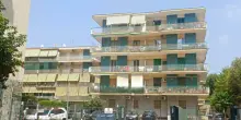Zia e nipote trovati morti in casa, la scoperta dei soccorritori: &laquo;Erano l&igrave; da giorni. Finestre sbarrate e niente aria condizionata&raquo;. L?ipotesi del caldo