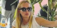 Meloni, vacanze in Sardegna con la figlia Ginevra. Poi la Grecia e il "solito" buen retiro in Puglia