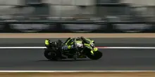 MotoGp, Raul Fernandez domina a Silverstone. Bezzecchi terzo, Bagnaia cade e si ritira