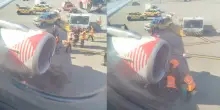 Incidente all'aeroporto di Capodichino, "trattorino" urta aereo prima del decollo. Illesi passeggeri del volo Napoli-Palermo