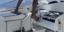 Guida la barca con i piedi, conducente denunciato dall'Amp Punta Campanella