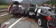 Incidente in Svizzera, morti due italiani: frontale tra due auto sulla strada per Schiers