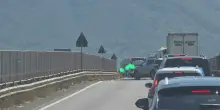 ??Castellammare, incidente sul raccordo: motociclista muore dopo lo scontro con un?auto
