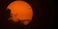 Eclissi solare del 12 agosto, come e dove vederla in diretta streaming: da Youtube a Netflix