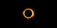 Eclissi solare totale, quanto costa vederla: +135% di aumenti dei prezzi per una camera. Allarme sicurezza: ecco dove