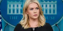 Karoline Leavitt, portavoce della Casa Bianca, lascia l'incarico. Trump: &laquo;Vuole pi&ugrave; tempo per i suoi figli&raquo;