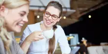 L'azienda che regala ai dipendenti un viaggio con lo sciamano e quella che fa congelare gli ovuli: i benefit pi&ugrave; insoliti e quelli che tutti vorrebbero