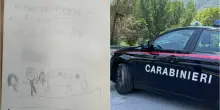 Mamma e figlio sequestrati in casa: le violenze con un bastone chiodato, poi la fuga