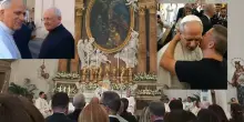Castel Gandolfo, bagno di folla per il Papa: il commovente abbraccio e bacio con Alessandro Mariani (il ragazzo del posto con la sindrome di down)