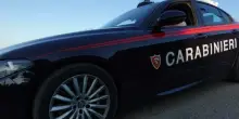 Lite in famiglia a Ferragosto: accoltella la sorella e vola dal sesto piano, morto un 26enne