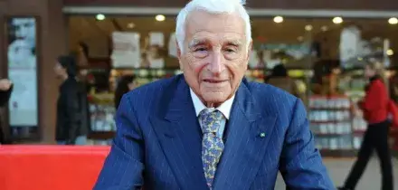 Addio a Fulvio Lucisano, storico ?produttore cinematografico: dai film di Troisi e Sordi fino a Brizzi, decano del cinema italiano