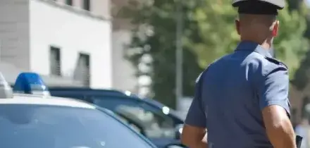 &laquo;Presto finir&agrave; tutto, cos&igrave; &egrave; stato deciso da Dio&raquo;: stalking e minacce alla ex su TikTok con la musica di "Gomorra", arrestato