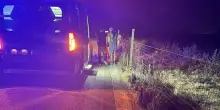Ragazza sorda vede un uomo colto da malore in strada in piena notte, salvato con un app per non udenti