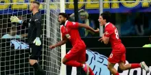 Varela, chi &egrave; il calciatore che ha segnato contro l'Inter a San Siro: et&agrave;, altezza, stipendio, carriera