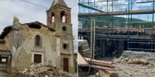&laquo;Nel terremoto di Amatrice abbiamo perso tutto: amici, parenti e case. Vogliamo vivere dove siamo nati, ma dopo dieci anni la ricostruzione va a rilento&raquo;