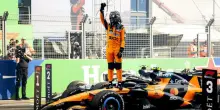 Gp Olanda, Norris dopo Budapest vince anche a Zandvoort. Kimi Antonelli secondo, terzo Russell, poi le due Ferrari