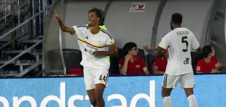 Venezia-Lecce 0-2, pagelle: Gabriel (7) entra e segna, Falcone (7) salva i suoi, Busio (6,5) prova di livello