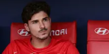 Julian Alvarez, tifosi dell'Atletico Madrid in rivolta con l'attaccante argentino: i fischi e la sciarpa non raccolta. Cosa &egrave; successo