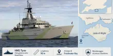 Navi russe, petroliere fantasma e spari: Londra invia la Royal Navy, alta tensione nella Manica