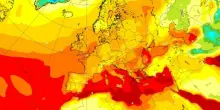 Meteo, quando finisce il caldo? Italia spaccata in due tra temporali al Nord e oltre 40&deg;C al Sud. Svolta nel weekend