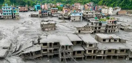 Alluvione in Nepal, come &egrave; successo? Cos'&egrave; il Glof e come il crollo del ghiacciaio ha provocato la tragedia