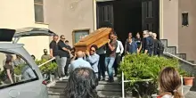 Morti in Salento mentre erano in vacanza: centinaia di persone stamattina per l?ultimo saluto a Dario Serra