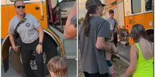 &laquo;Al compleanno di mio figlio nessuno si &egrave; presentato, mi sentivo una mamma fallita. Poi &egrave; arrivata la sorpresa dei pompieri&raquo;