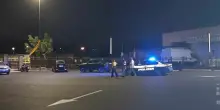 Benevento, spari all?esterno di un bar: 27enne ferito alla mano