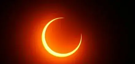 Oroscopo della Luna Piena in Pesci del 28 agosto: ecco gli effetti sui segni zodiacali dell'eclissi lunare