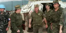 Ratko Mladic sar&agrave; sepolto con tutti gli onori militari e di Stato, Belgrado: &laquo;L'Aja chiarisca le cause della morte&raquo;