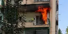 Donna morta carbonizzata in casa: fermata la figlia. &laquo;Ha tagliato il tubo del gas. Voleva dar fuoco all'abitazione&raquo;