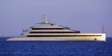 Savannah, il super yacht della serie Netflix in Salento: dalle suite alla spa, tutti i lussi a bordo