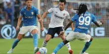 Douvikas, chi &egrave; il bomber del Como che ha segnato al Napoli: la moglie Nefeli, Ronaldo il Fenomeno e Fabregas. Ora si apre il ballottaggio con Kean