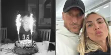 Noemi Bocchi compie 38 anni, la festa con Totti e i figli. La dedica di Francesco: &laquo;Ti amo&raquo;