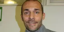 Max Laudadio aggredito nella sua casa in provincia di Varese: l'inviato di Striscia la Notizia trasportato in ospedale