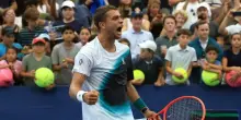 Cobolli soffre e vince in rimonta al quinto set agli Us Open: &laquo;Sono andato in bagno e mi sono cambiato tutto, i vestiti portavano sfortuna&raquo;