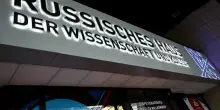 Droni Lipsia, Berlino accusa la Russia: identificati due sospetti. Von der Leyen: &laquo;Ue e Nato unite&raquo;