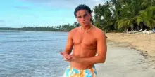 Grande Fratello Vip, Alessandro Varsi nuovo concorrente: da Too Hot To Handle alla Casa. La doppia partenza e chi entra il 17 settembre