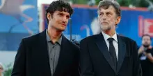Nanni Moretti a sorpresa, sensuale e passionale con il suo film "Succeder&agrave; questa notte"