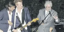 Peppino Di Capri, il ricordo del figlio Edoardo: &laquo;Mi hanno chiamato alle 4:30 per dirmi che pap&agrave; se n?era andato. Il funerale? Bellissimo, &egrave; stata una festa&raquo;